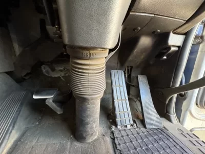 Nissan TRUCK