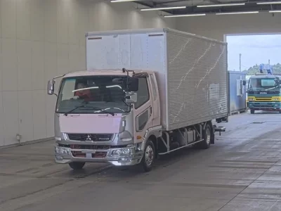 Mitsubishi FUSO FIGHTER