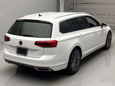 Volkswagen PASSAT VARIANT