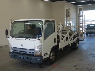 Nissan ATLAS
