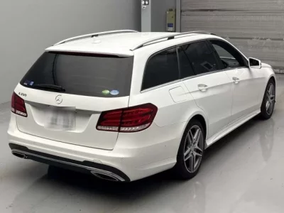 Mercedes-Benz E CLASS WAGON