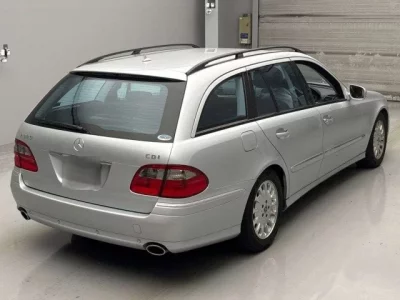 Mercedes-Benz E CLASS WAGON