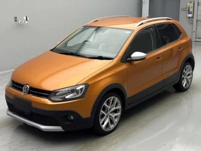 Volkswagen CROSS POLO