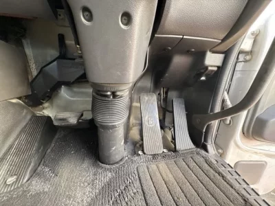 Nissan TRUCK