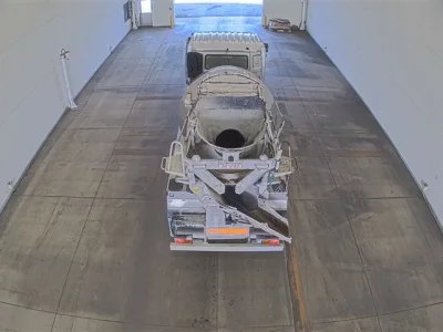 Nissan TRUCK