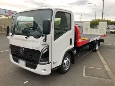 Mazda TITAN