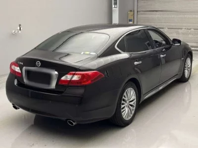 Nissan CIMA