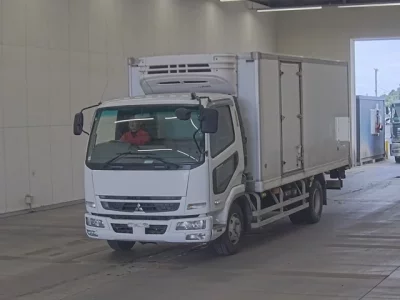 Mitsubishi FUSO FIGHTER