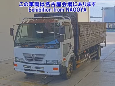 Nissan TRUCK