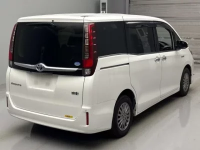 Toyota ESQUIRE