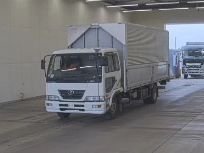 Nissan CONDOR
