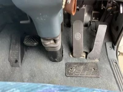 Nissan TRUCK