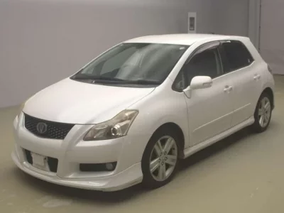 Toyota BLADE