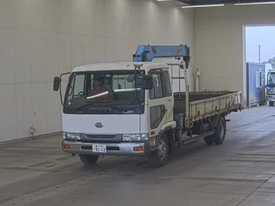 Nissan TRUCK