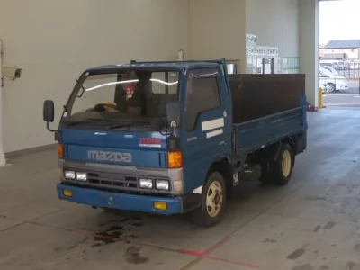 Mazda TITAN