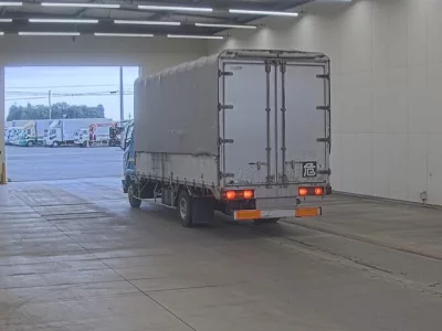 Mitsubishi FUSO FIGHTER