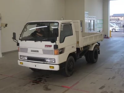 Mazda TITAN