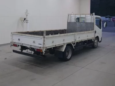 Nissan ATLAS