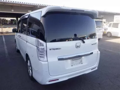 Honda STEP WAGON