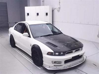 Mitsubishi GALANT
