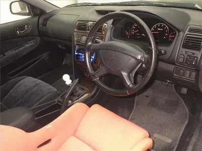 Mitsubishi GALANT