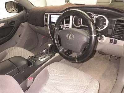 Toyota HILUX SURF