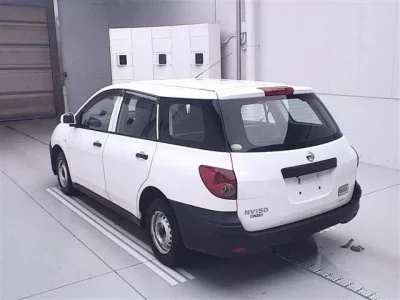 Nissan AD
