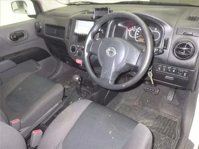 Nissan AD