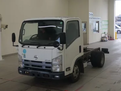 Nissan ATLAS