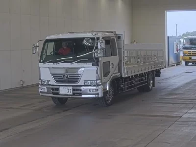 Nissan CONDOR