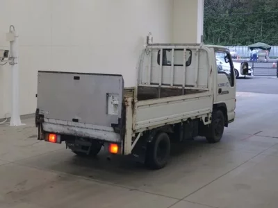 Nissan CONDOR