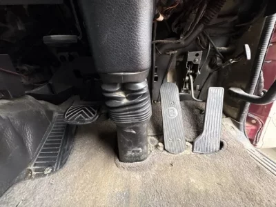 Nissan TRUCK