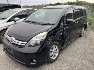 Toyota ISIS
