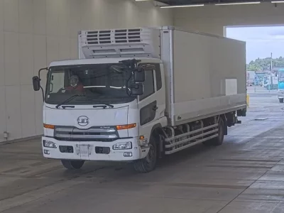 Nissan CONDOR