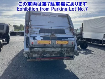 Mitsubishi FUSO FIGHTER