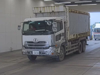 Nissan TRUCK
