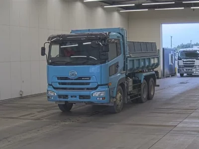 Nissan QUON