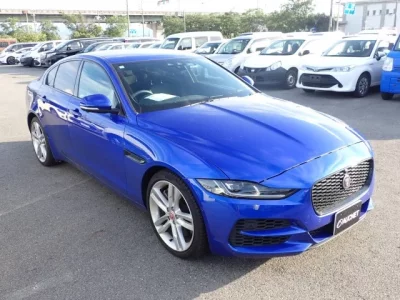 Jaguar XE