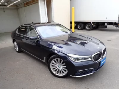 BMW 7-Series
