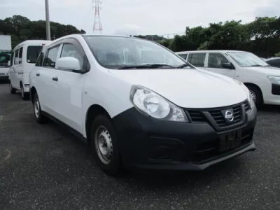 Nissan AD