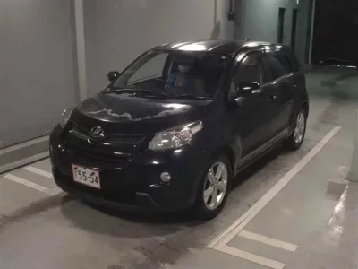 Toyota IST
