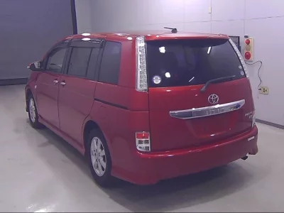 Toyota ISIS