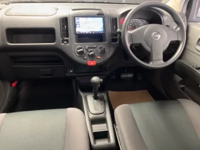 Nissan AD