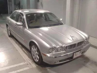Jaguar XJ SERIES