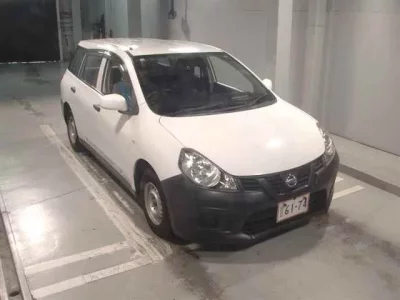 Nissan AD