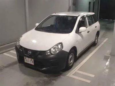 Nissan AD