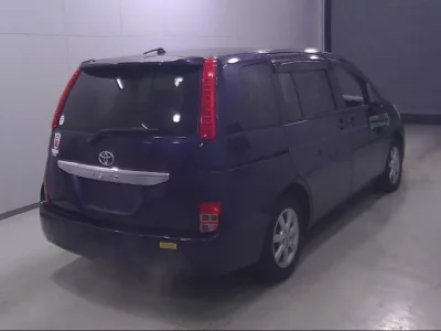 Toyota ISIS