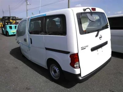 Nissan NV200