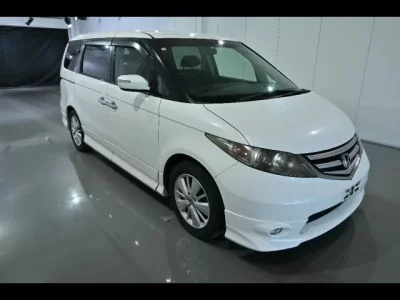 Honda ELYSION