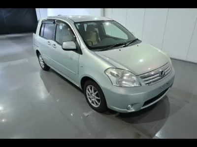 Toyota RAUM